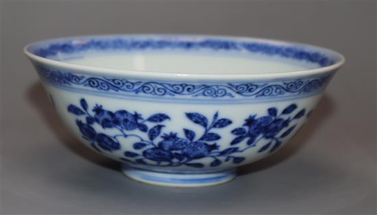 A Chinese Ming style blue and white bowl diameter 12cm